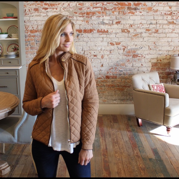 Camel quilted puffer jacket with brown suede trim - Picture 2 of 3