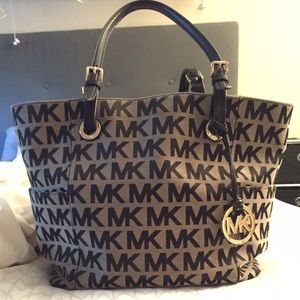 Michael Kors bag