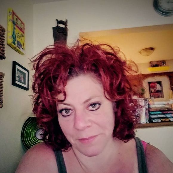 Meet your Posher, Joni - Picture 1 of 1