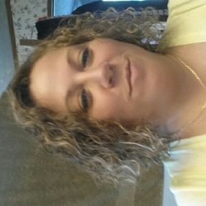 Meet your Posher, Debra