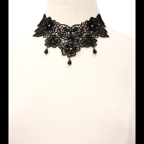 Black lace choker with black drop beads - Picture 2 of 2