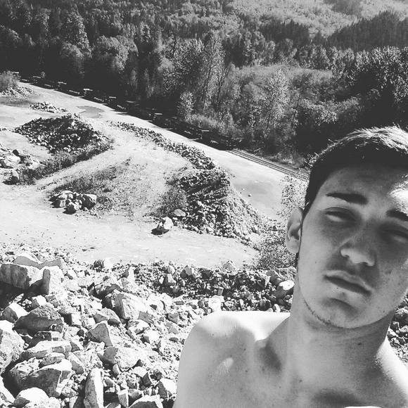 Meet your Posher, Burch - Picture 1 of 1