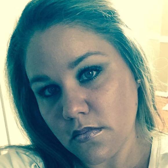 Meet your Posher, Tina