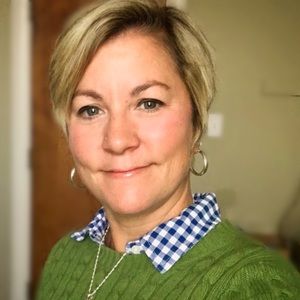 Meet your Posher, Liz