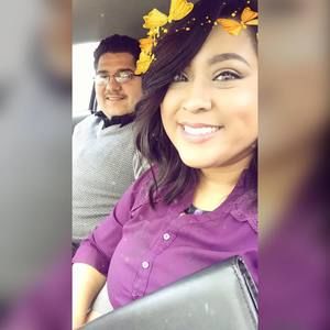 Meet your Posher, Damaris