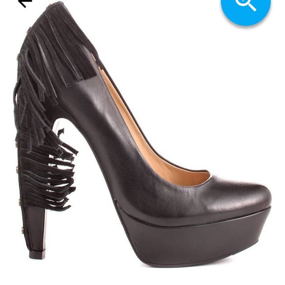 Report Signature Shoes - report signature 8.5 Fringe pumps NEW nEVER worn!