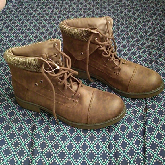 📢Final Reduction- Brown Combat Boots