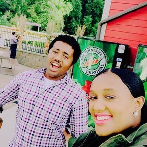 Meet your Posher, Salela