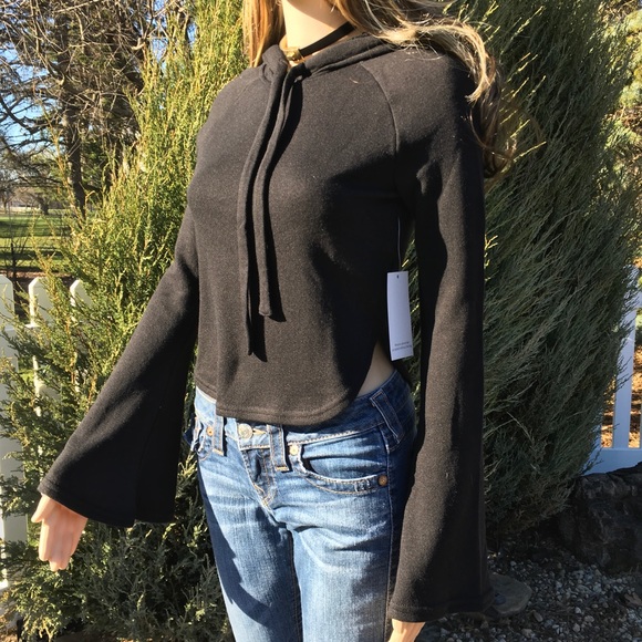 HOODED SWEATER & SOFT BELL SLEEVES 1 left - Picture 3 of 8