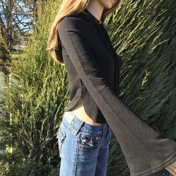 HOODED SWEATER & SOFT BELL SLEEVES 1 left - Picture 7 of 8