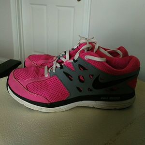 Nike Dual Fusion Pink Sneakers Running Shoes