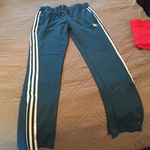 Athletic pants