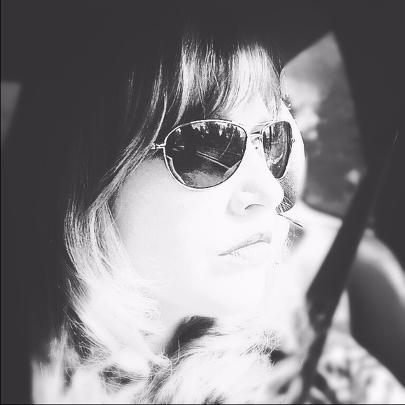 Suggested User! Meet Your Posher! - Picture 2 of 2