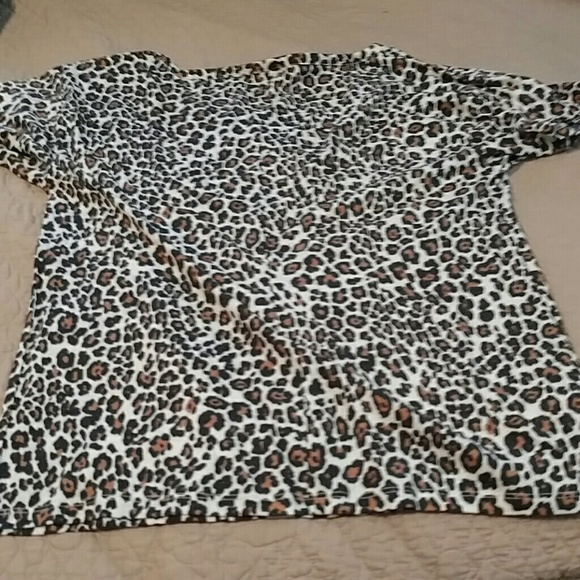 VS Cheetah Tee!!! Rhaa!! - Picture 3 of 4