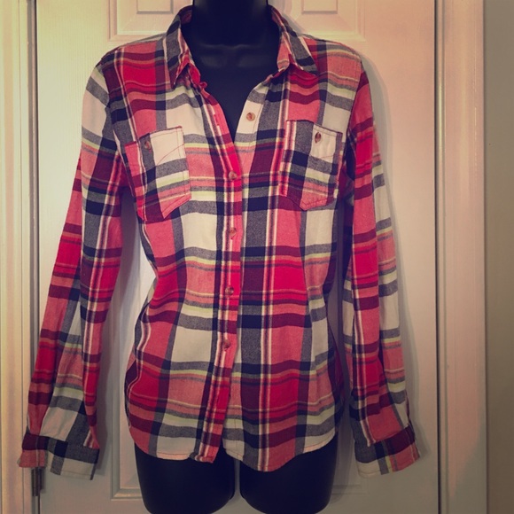 ⚡️SALE⚡️Button Down Plaid Shirt *Like New*