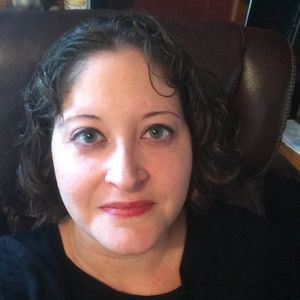 Meet your Posher, Andrea