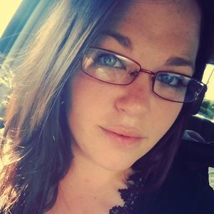 Meet your Posher, Leah