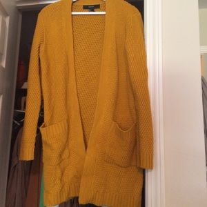 Forever 21 sweater size s