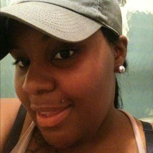 Meet your Posher, Tiffany