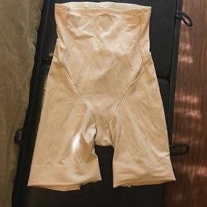 Underscore girdle