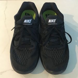 Black Nike Lunartempo 2 Running Sneaker