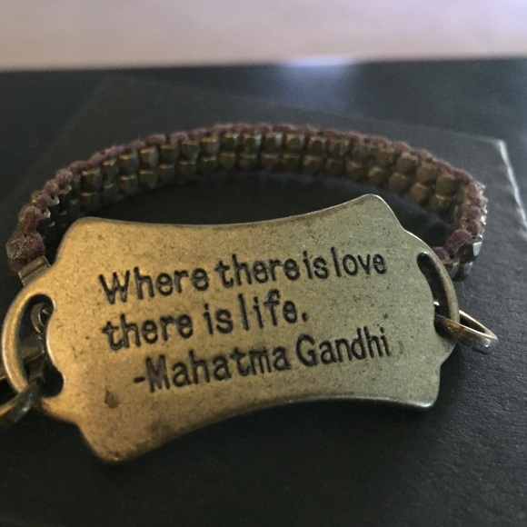Inspirational quote bracelet
