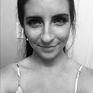 Meet your Posher, Bethany