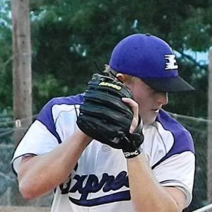 Meet your Posher, Adam