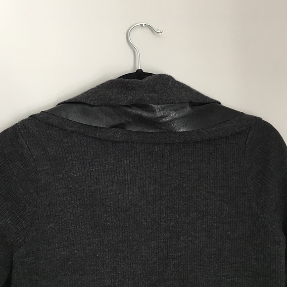 Jacket - Picture 3 of 4