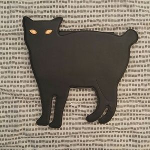 Black cat clutch! Looks like carrying real cat!!