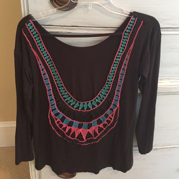 Plain black front but colorful knitted back