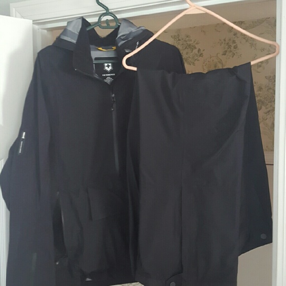 Victorinox Ski Suit XL