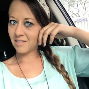 Meet your Posher, Jennifer