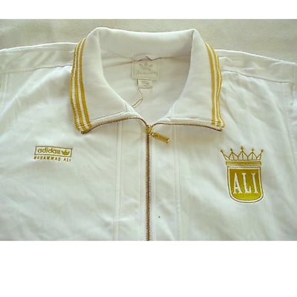 RARE LIMITED MUHHAMAD ALI/ADIDAS TRACK JACKET!!🏆