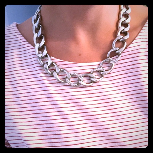Chain classy statement necklace