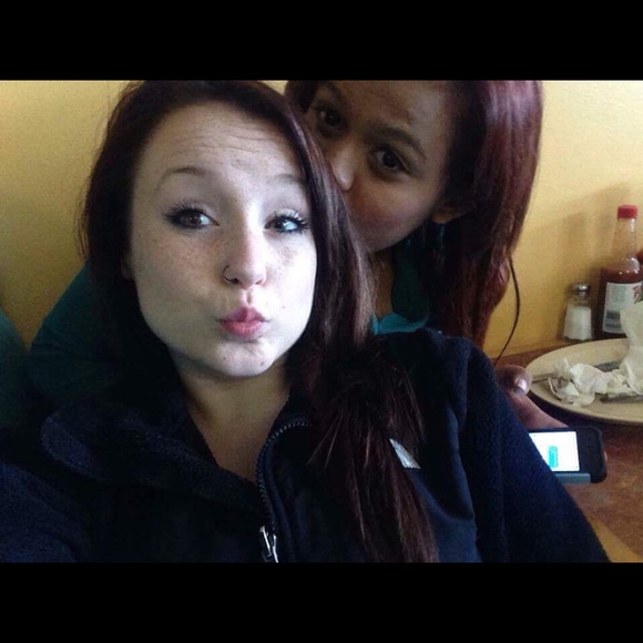 Meet your Posher, Kacy