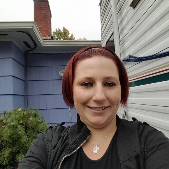 Meet your Posher, Elaine - Picture 1 of 1