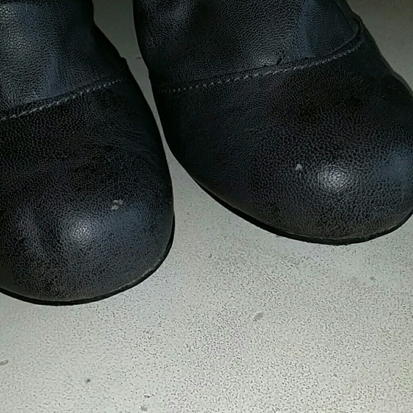 SOLD - Picture 3 of 4