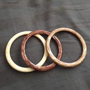 Bangle bracelet