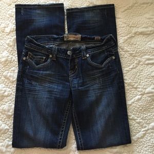 MEK denim size 28x34. Never worn.
