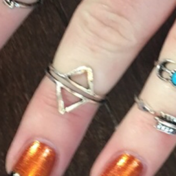 (B1) 🦄5 for $35🦄 Boho 6 piece ring set - Picture 3 of 5