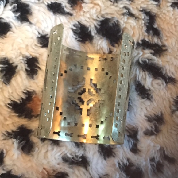 Aztec like bracelet 🎀 - Picture 2 of 2