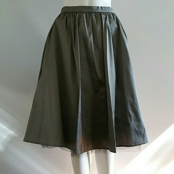 NWOT Evening Silk Skirt with Tulle Lining - Picture 1 of 4