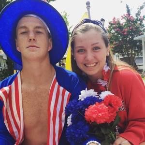 Meet your Posher, Danielle