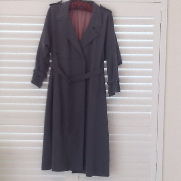 DO YOU LOVE VINTAGE? Then check out this 1970s gem - Picture 3 of 4