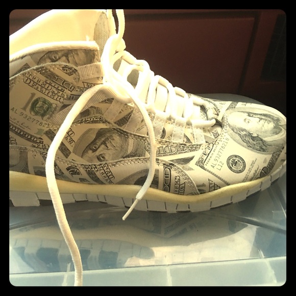 Custom Jordan 10 - Picture 1 of 1