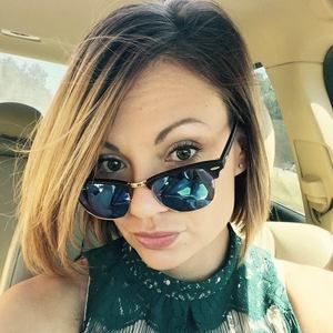 Meet your Posher, Ashley