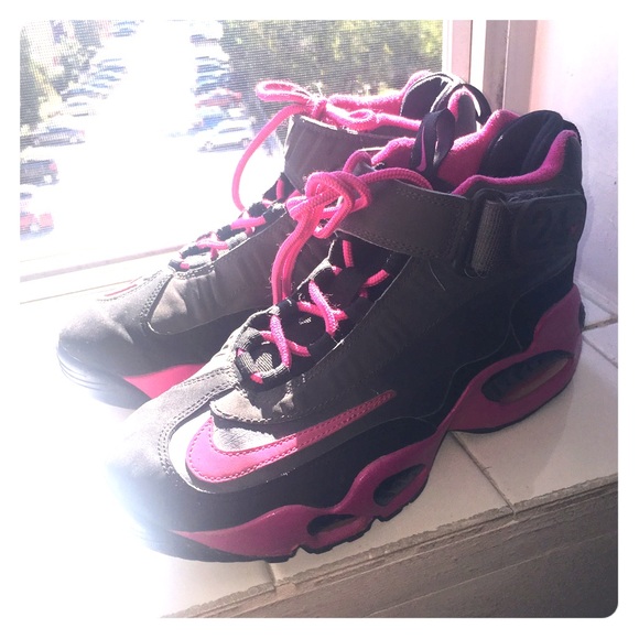 Women's nikes