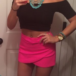 Small hot pink skort🎀