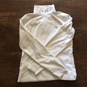 White Fleece North Face 1/4 zip pullover